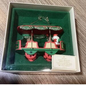 Hallmark Jolly Trolley Dated Ornament Fourth in Collectible Series‎ QX464-3